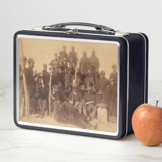 バッファローの戦士：アメリカの黒い戦闘騎兵 メタルランチボックス (インサイチュ)