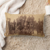 バッファローの戦士:アメリカの黒い戦闘騎兵 ランバークッション (ブランケット)