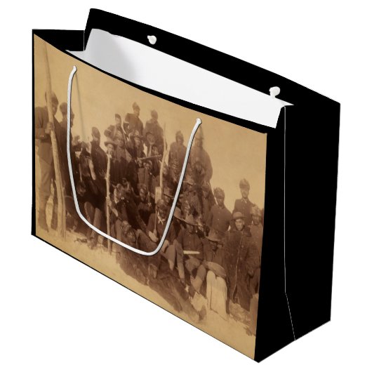 バッファローの戦士：アメリカの黒い戦闘騎兵 ラージペーパーバッグ (正面アングル)