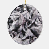 バッファローナッツ – 水仙 セラミックオーナメント (左)