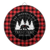 バッファローパーソナライズされたプレイドベアーフォレストキャビン ダーツボード (正面)
