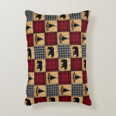バッファロー素朴チェックは、木の木の赤い黒を支える アクセントクッション (正面(垂直))