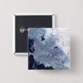 バッフィン湾を取り囲む氷河の小さな畑 缶バッジ (正面&裏面)