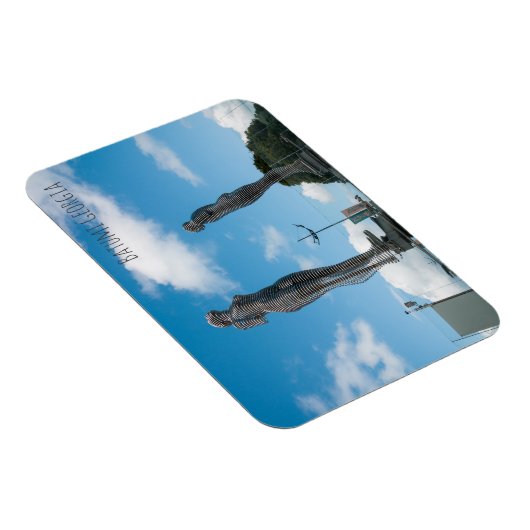 バトゥミ市グルジア。アリとニノの像 マグネット (右側)