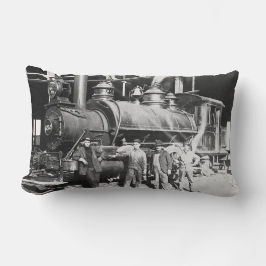 バトル・クリークミシガン州の壮大なトランクの円形の家 ランバークッション (正面)