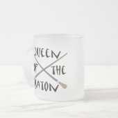 バトンのコンダクターのギフトのおもしろいな女王 フロストグラスマグカップ (正面左)