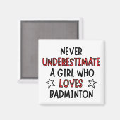 バドミントンが大好きな女の子を決して過小評価してはいけない マグネット (正面/裏面)