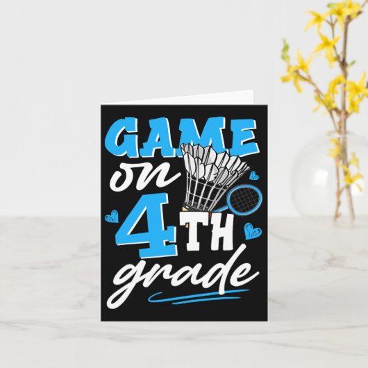 バドミントンの試合4年生の男の子の女の子Schに戻る カード (黄色い花)