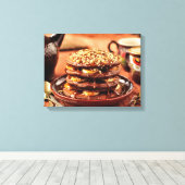 バナナとキャラメルを添えたチョコレートパンケーキ キャンバスプリント (インサイチュ (ウッドフロア))