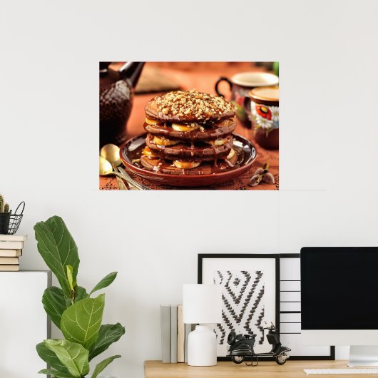 バナナとキャラメルを添えたチョコレートパンケーキ ポスター (ホームオフィス)