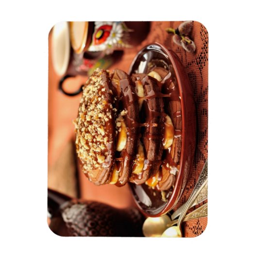 バナナとキャラメルを添えたチョコレートパンケーキ マグネット (縦)