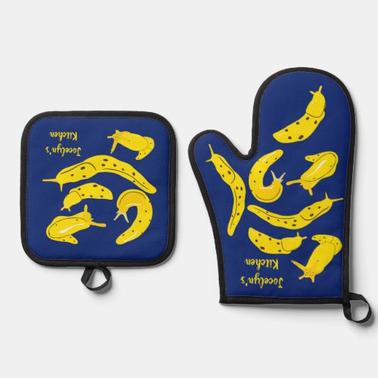 バナナスラグ黄王室の青パーソナライズされた 鍋つかみ&鍋敷きセット (正面)