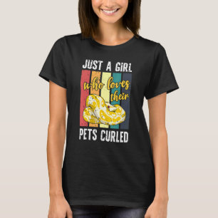 バナナボールフィトン自分のペットを愛する女の子 Tシャツ