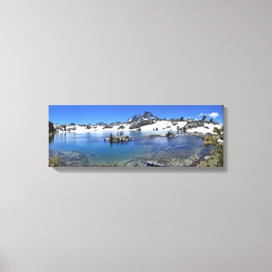 バナーピークと山湖 – シエラネバダ キャンバスプリント (正面)