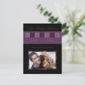 バナー卒業発表はがき(紫) インビテーションポストカード (スタンド正面)