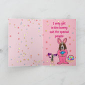 『バニおもしろいースーツ』のバセット・ハウンド付きイースターカード シーズンカード (内部)