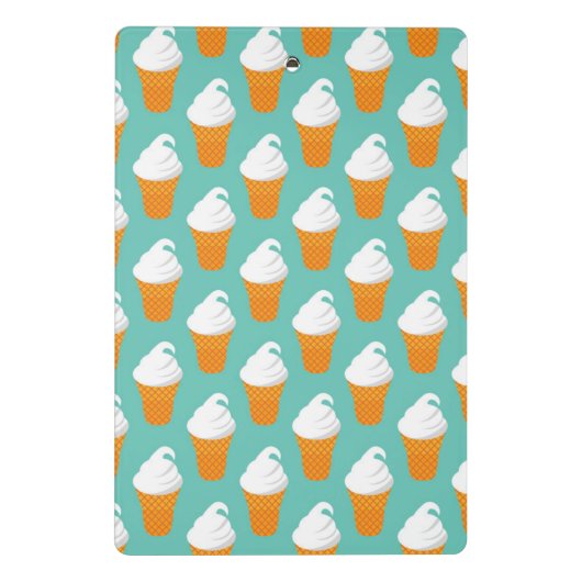 バニラアイスクリームの円錐形パターン ミニクリップボード (裏面)