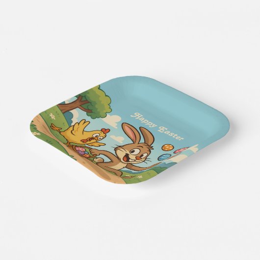 バニーが鶏肉のイースターアートからユーモアのある卵を盗む ペーパープレート (傾斜あり)