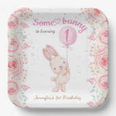 バニーが1人だ!ガールピンク1歳の誕生日 ペーパープレート (正面)