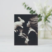 バニーと黒と白の超現実的な魔法のお茶 ポストカード (スタンド正面)