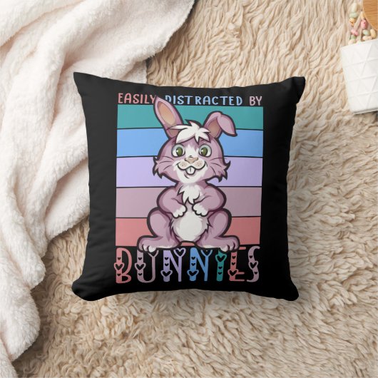 バニーに気を取られやすい可愛いバニー好き クッション (ブランケット)