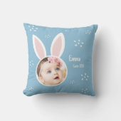 バニーの耳と名前イースターと小さな子供の写真 クッション (正面)
