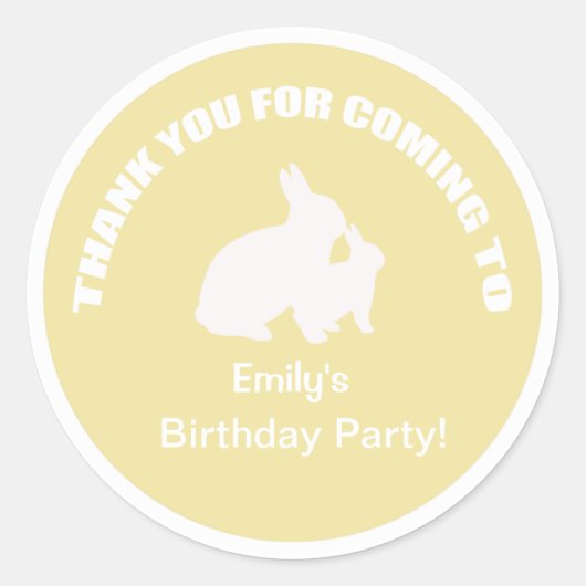 バニーの誕生日パ感謝していーティー黄色のステッカー。 ラウンドシール (正面)