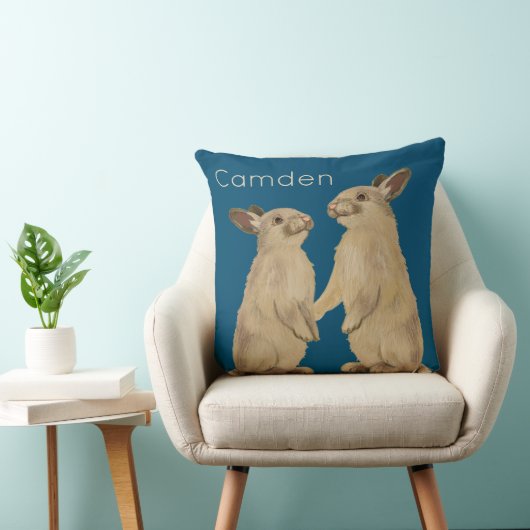 バニーは枕で(青い)あなたの子供の名前を絵を描きました クッション (椅子)