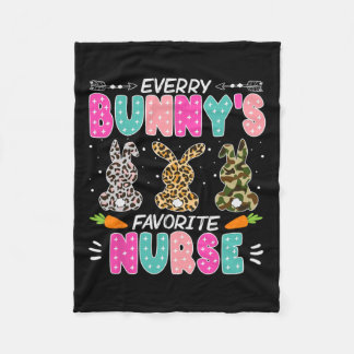 バニーナースおもしろいイースターデイ病院医療女性 フリースブランケット