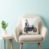 バニーバイクもしくは自転車に乗る人 クッション (椅子)