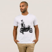 バニーバイクもしくは自転車に乗る人 Tシャツ (正面フル)