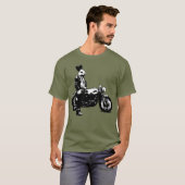 バニーバイクもしくは自転車に乗る人 Tシャツ (正面フル)