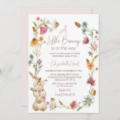 バニーピンクワイルドフラワーズリースベビーシャワー 招待状 (正面/裏面)