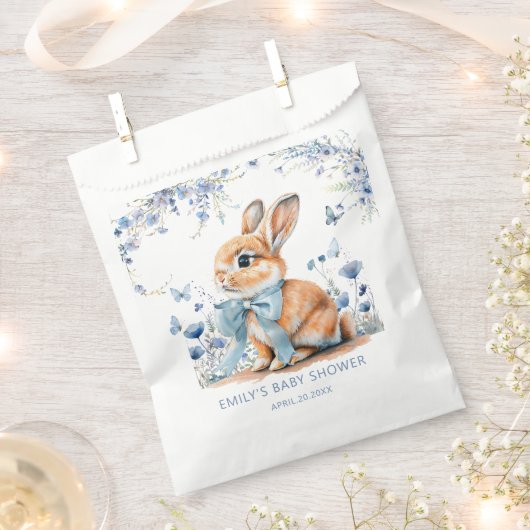 バニーラビットウィルドフラワーベビーシャワーボーイ フェイバーバッグ (クリップ留めされた状態)