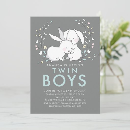 バニーラブツインボーイズ赤ちゃんシャワー招待状 招待状 (スタンド正面)