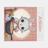 バニー料理プリント フリースブランケット (正面(横))