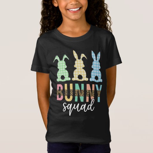 バニー隊 |イースターエッグ狩りかわいいバニー Tシャツ (正面)