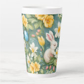 バニー、春の花、イースターエッグ。絵画の カフェラテマグ (正面)