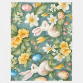 バニー、春の花、イースターエッグ。絵画の フリースブランケット (正面)