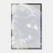 バハマを通過するハリケーン・アイリーン。 ポストイット (正面)