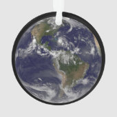バハマ上空のハリケーン・アイリーンと完全な地球。 オーナメント (裏面)