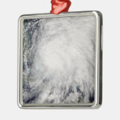 バハマ上空の熱帯性風雨 メタルオーナメント (左)