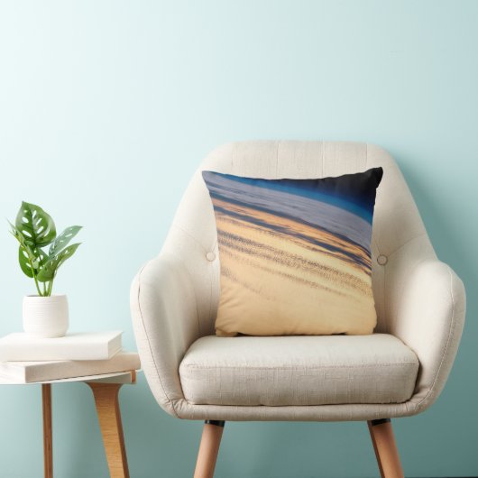 バハ・カリフォルニアの海岸沖の公転の夕日 クッション (椅子)