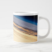 バハ・カリフォルニアの海岸沖の公転の夕日 ジャンボコーヒーマグカップ (右)