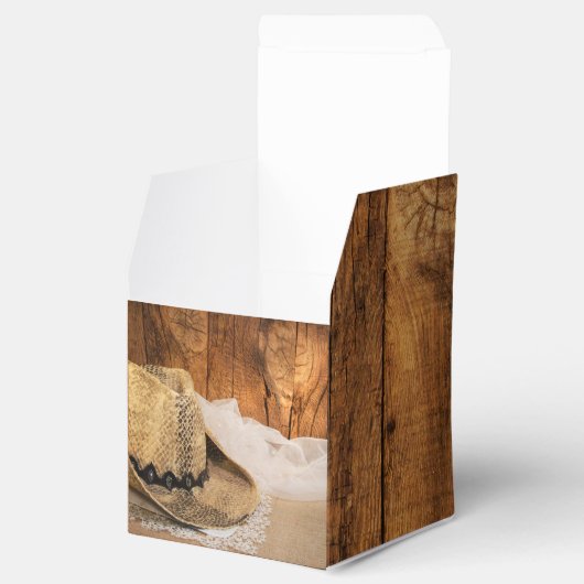 バフェイクンウッドとカウボーイハットウェスタン結婚ズ フェイバーボックス (オープン)