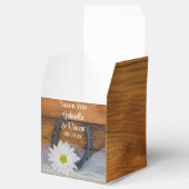 バフェイクンウッドデイジーとホースシューウェスタン結婚ズ フェイバーボックス (オープン)