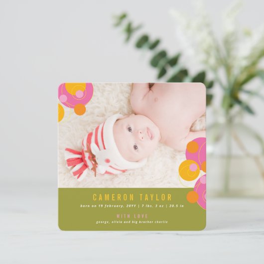 バブリーサークル明るい赤紫色ピンクガールベビー発表 案内状 (スタンド正面)