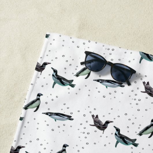 バブリーペンギンビーチタオル（色を選択） ビーチタオル (インサイチュ)