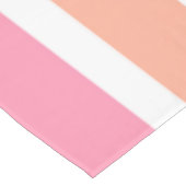 バブルガム虹と白ストライプ色 テーブルクロス (アングル)