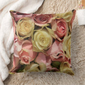 バラとラサイラスバイザバラガーデン クッション (ブランケット)